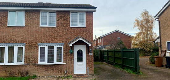 2 bedroom semi-detached house for sale