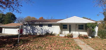 409 Olive St, Farmington, IA 52626