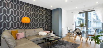 Flat for sale in Christian Street, London E1