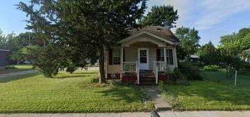 1225 W  Lusher Ave, Elkhart, IN 46517