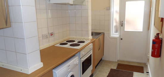 Flat to rent in North Sherwood Street, Nottingham NG1