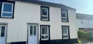 3 bedroom semi-detached house