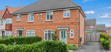 3 bedroom semi-detached house for sale