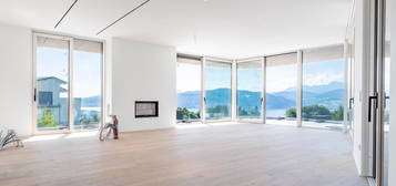 Modern. Offen. Beeindruckend. Penthouse mit Seeblick