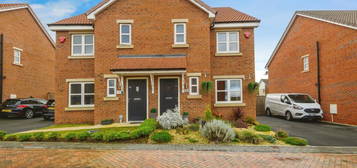 3 bedroom semi-detached house for sale