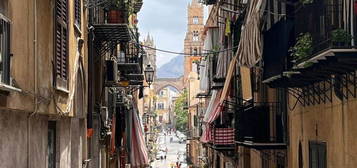 Bilocale Cortile dell'Anello, Tribunale, Palermo