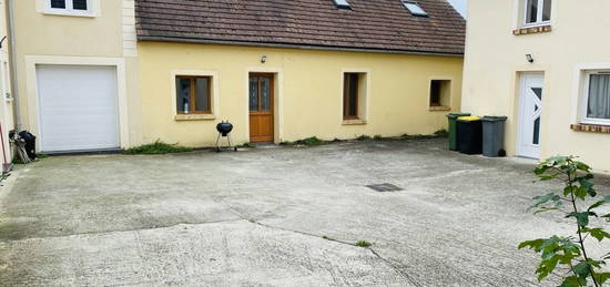 Maison  à louer, 3 pièces, 2 chambres, 73 m²