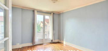 Appartement  à vendre, 3 pièces, 2 chambres, 57 m²