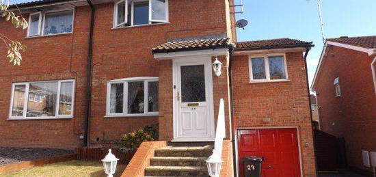 Property to rent in Hylder Close, Swindon SN2