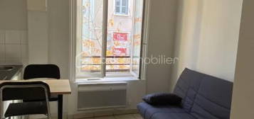 Studio 1 pièce 15 m²