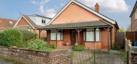 3 bed detached bungalow for sale