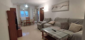 Apartamento de alquiler en Maria Auxiliadora - Barriada de Llera