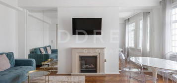 Flat for sale in Baker Street, London NW1