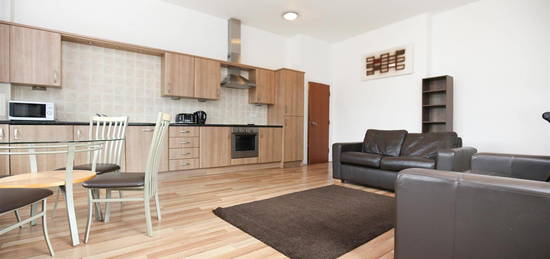 2 bed flat to rent