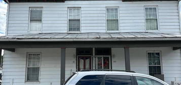 33 N High St, Millerstown, PA 17062