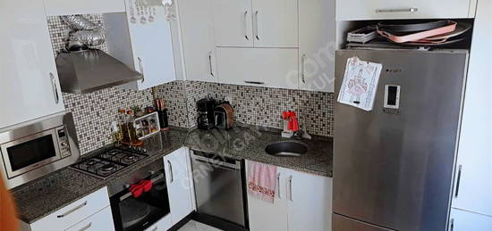 BARIŞ BATTAL STADI KARŞISI 3+1 DAİRE SATILIKTIR