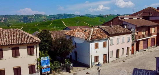 CASA SEMINDIPENDENTE A COAZZOLO