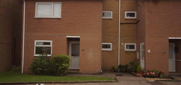 2 bedroom ground floor flat for sale