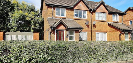 3 bed semi-detached house to rent