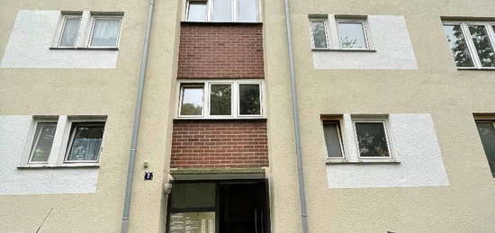 kleine 2ZKB Wohnung im Eisenlohrplatz 3 im 1. Obergeschoss