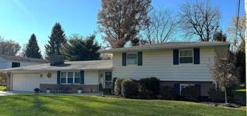 3554 Georgian Ave, Lima, OH 45806