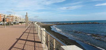 Posto letto in zona Ostia / LIBERO SUBITO