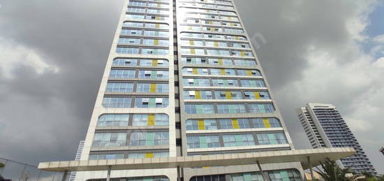 ÇUKUROVA TOWER'DA ADALAR MANZARALI, EŞYALI, BOŞ 1+1 DAİRE