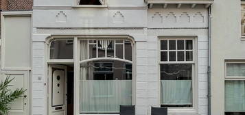 Lange Bogaardstraat 28