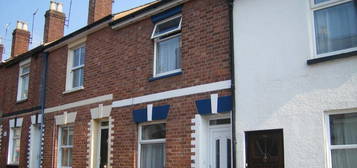 2 bedroom terraced house