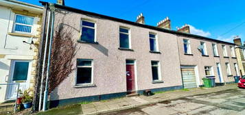 5 bedroom terraced house for sale