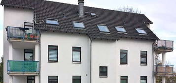 Gepflegte 2 Zimmer Wohnung mit Terrasse und kleinem Garten