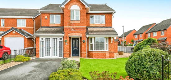 4 bed detached house for sale