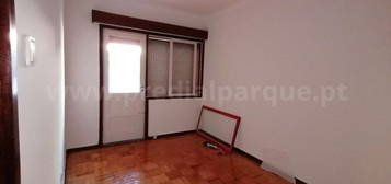 Apartamento T3 com varanda, Centro