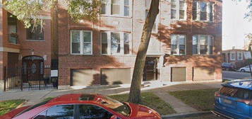 2455 W Rice St Unit 5, Chicago, IL 60622