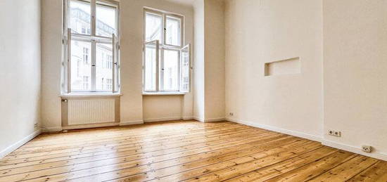 OWNR: Einziehen und Wohlfühlen - Renoviert und mit Küche! Ein Traum für Altbau-Liebhaber