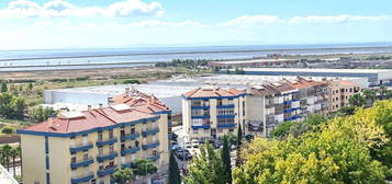 Apartamento T2  no Forte da Casa com vista para o Tejo