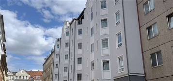 attraktives 3 Zimmer Appartement mit EBK, Balkon, Lift & City-Nähe