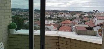 Apartamento T2 boas áreas e vistas perto da praia