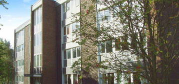 2 bedroom ground floor flat