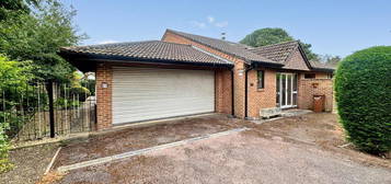 4 bedroom detached bungalow for sale