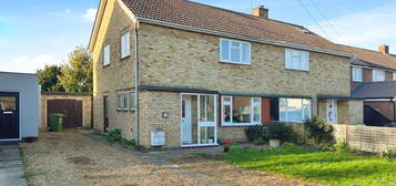 3 bedroom semi-detached house