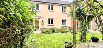 Property for sale in Oxford Road, Calne SN11