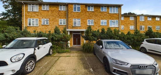 Flat for sale in Waters Drive, Staines-Upon-Thames, Surrey TW18