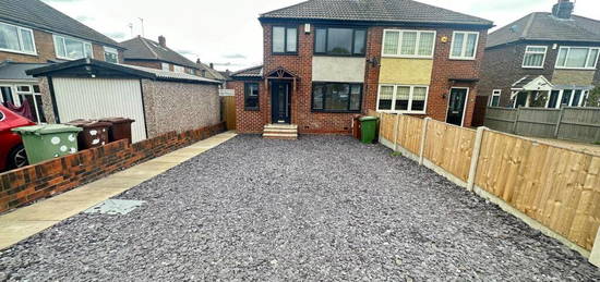 3 bedroom semi-detached house