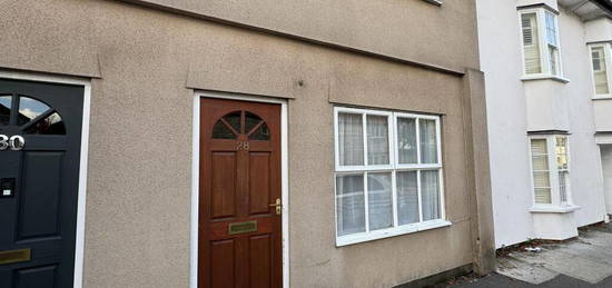 2 bedroom terraced house