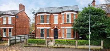 Apt 2, 6a Rosetta Park, Belfast, BT6 0DJ