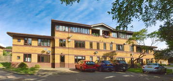 Flat for sale in Mayer Gardens, Milton Keynes MK5