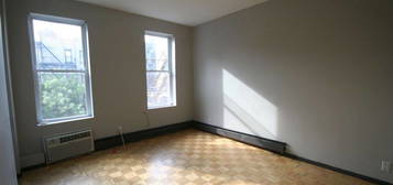 25 Clinton St Unit 404, New York, NY 10002