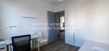 Location appartement 4 pièces 10 m²