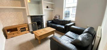 4 bedroom terraced house